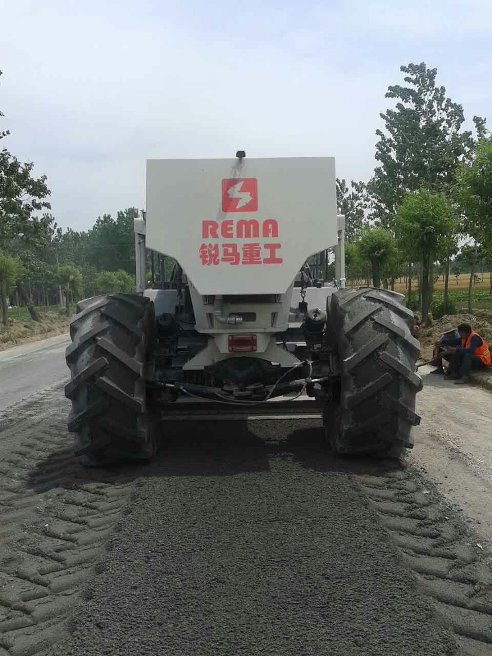 WR2300V，淮陽省道冷再生效果